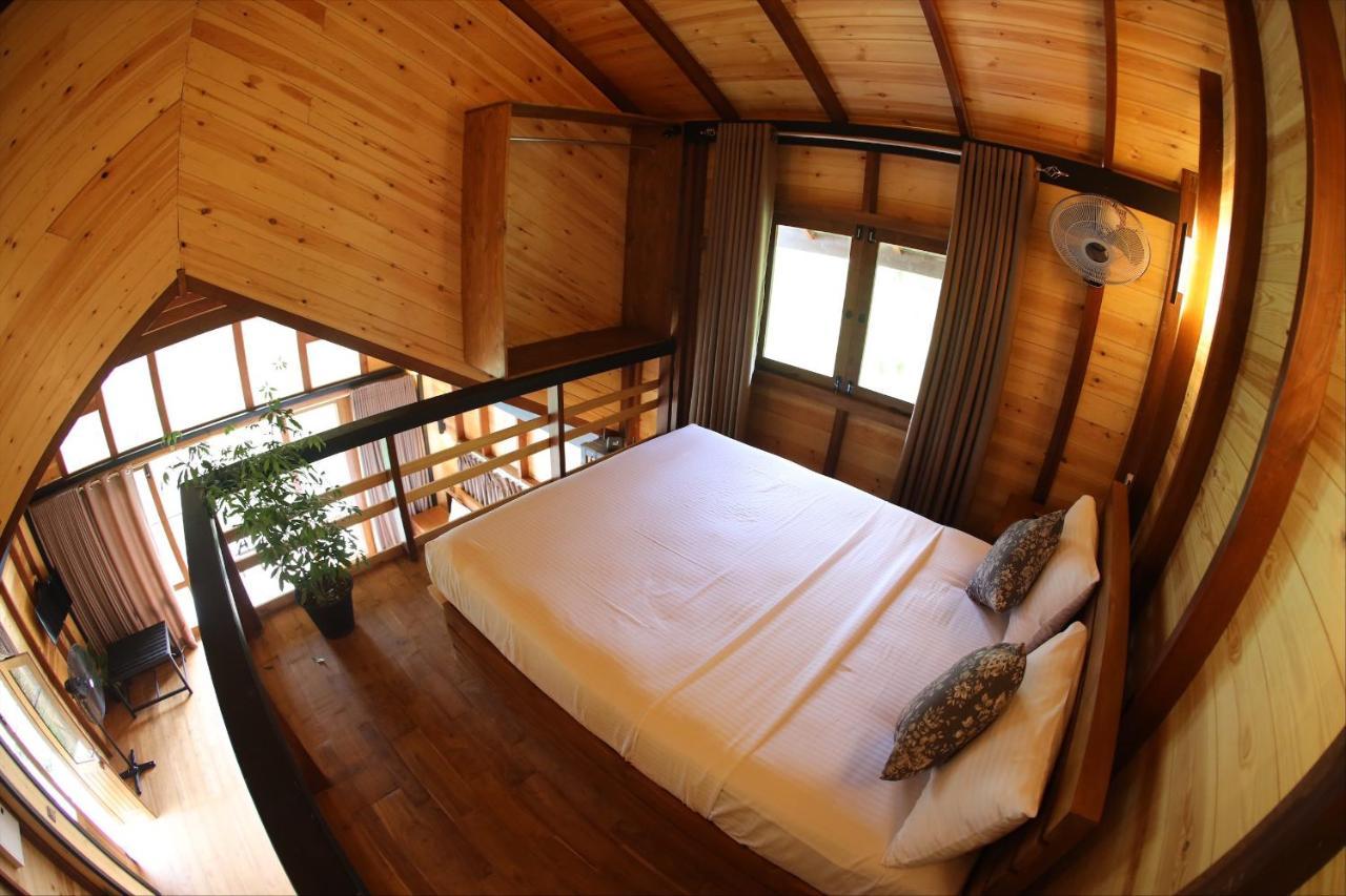 Riverbank Resort Гампола Екстериор снимка