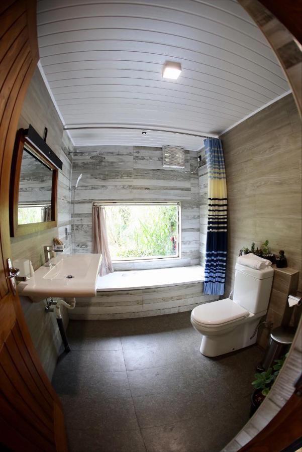 Riverbank Resort Гампола Екстериор снимка