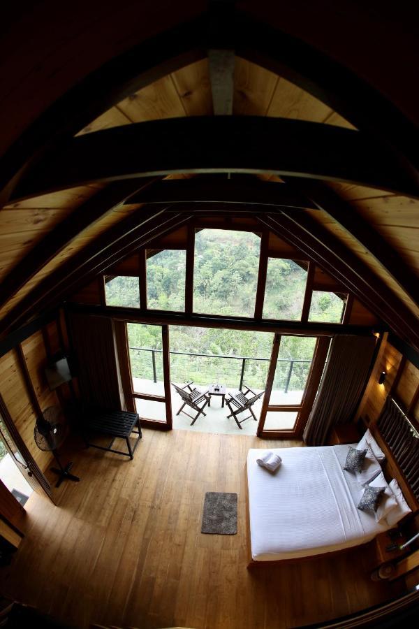 Riverbank Resort Гампола Екстериор снимка