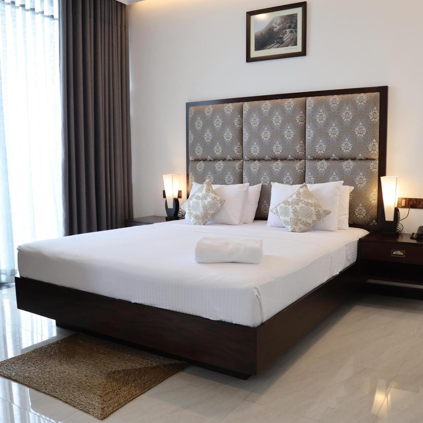 Riverbank Resort Гампола Екстериор снимка